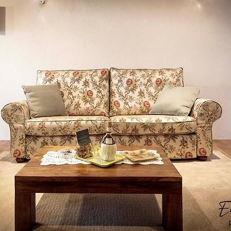 A Casa Di Titta Villa Terricciola Luaran gambar