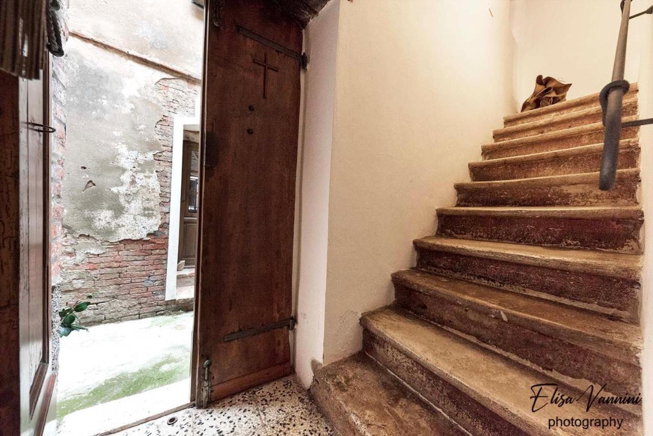 A Casa Di Titta Villa Terricciola Luaran gambar