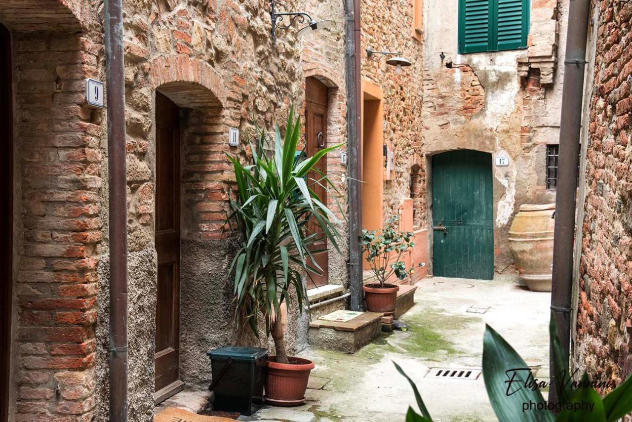 A Casa Di Titta Villa Terricciola Luaran gambar