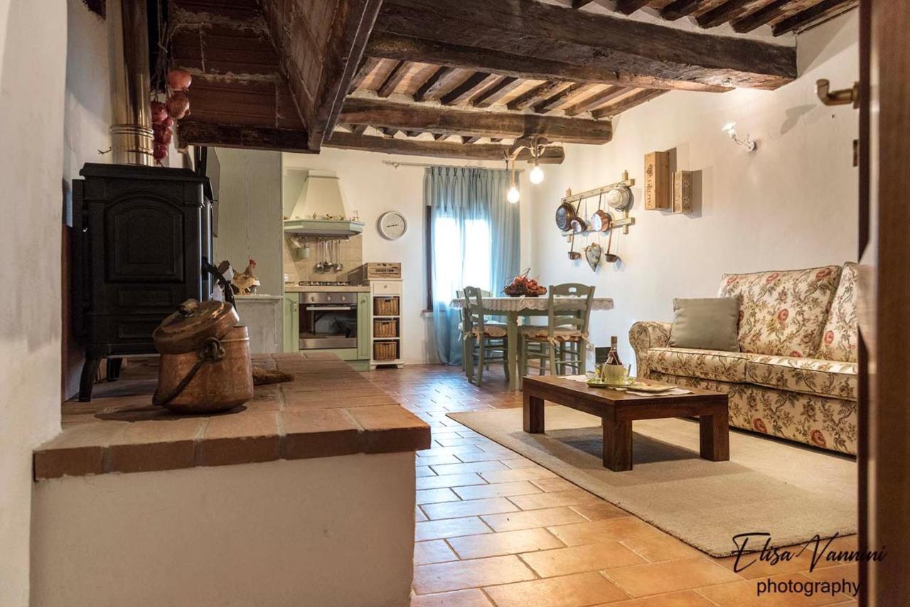 A Casa Di Titta Villa Terricciola Luaran gambar