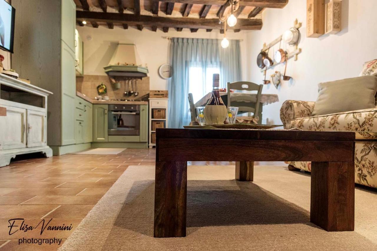 A Casa Di Titta Villa Terricciola Luaran gambar